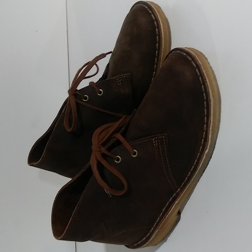 Clarks Originals desert boot size 5